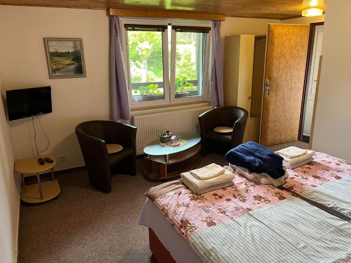 Relax Pension U Nosku Smrzovka Ngoại thất bức ảnh